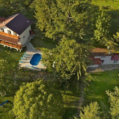Пе́Трови Вили Ribarica Esterno foto